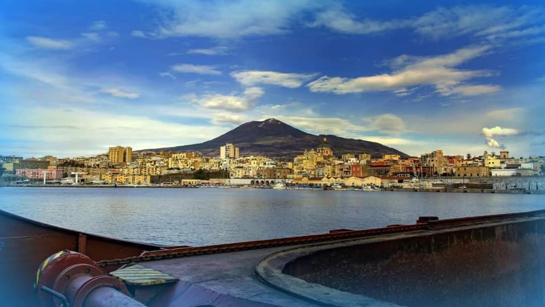 Sostaoplontina Casa Vacanza Torre Annunziata Exteriér fotografie